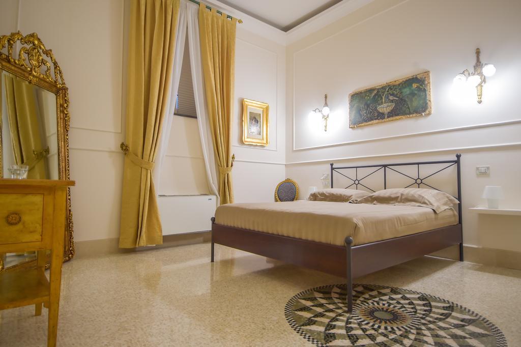 Palazzo Liguori Bed & Breakfast Cava deʼ Tirreni Стая снимка
