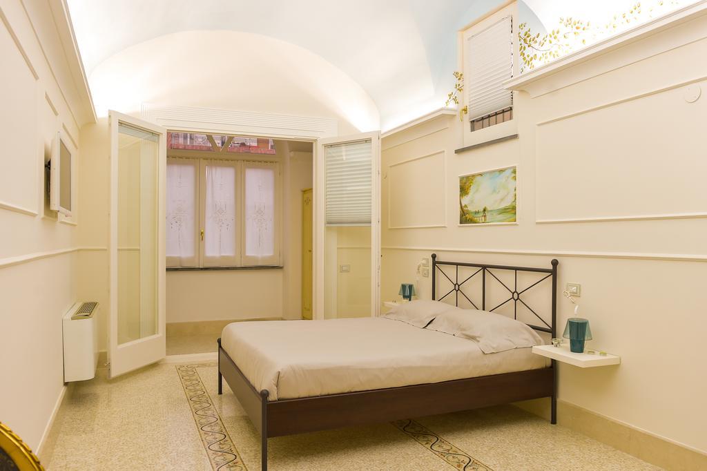Palazzo Liguori Bed & Breakfast Cava deʼ Tirreni Екстериор снимка