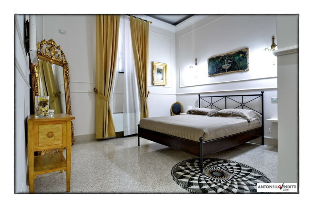 Palazzo Liguori Bed & Breakfast Cava deʼ Tirreni Екстериор снимка