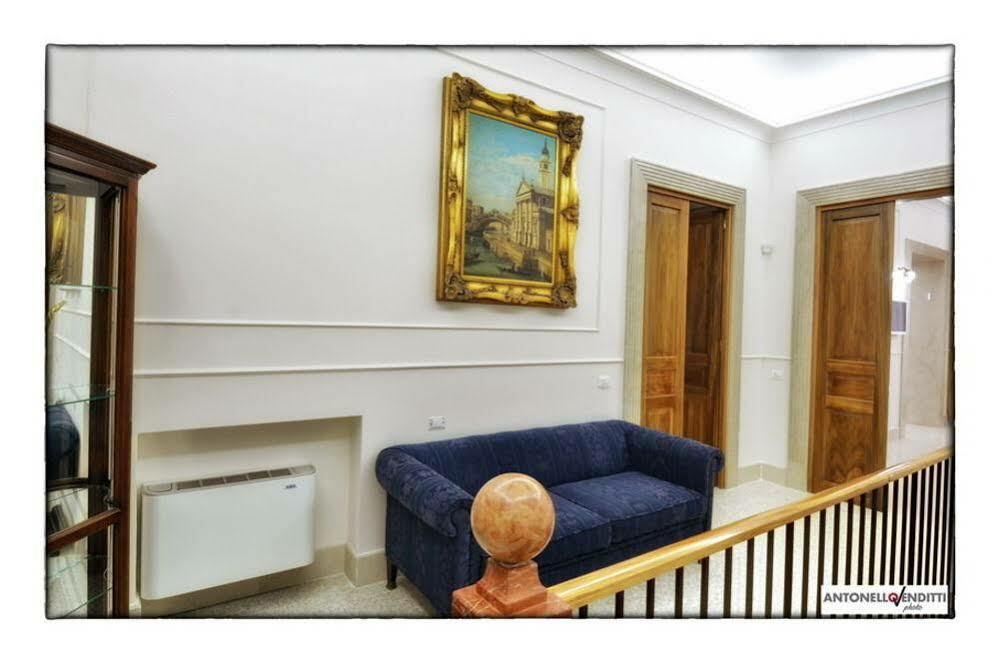 Palazzo Liguori Bed & Breakfast Cava deʼ Tirreni Екстериор снимка